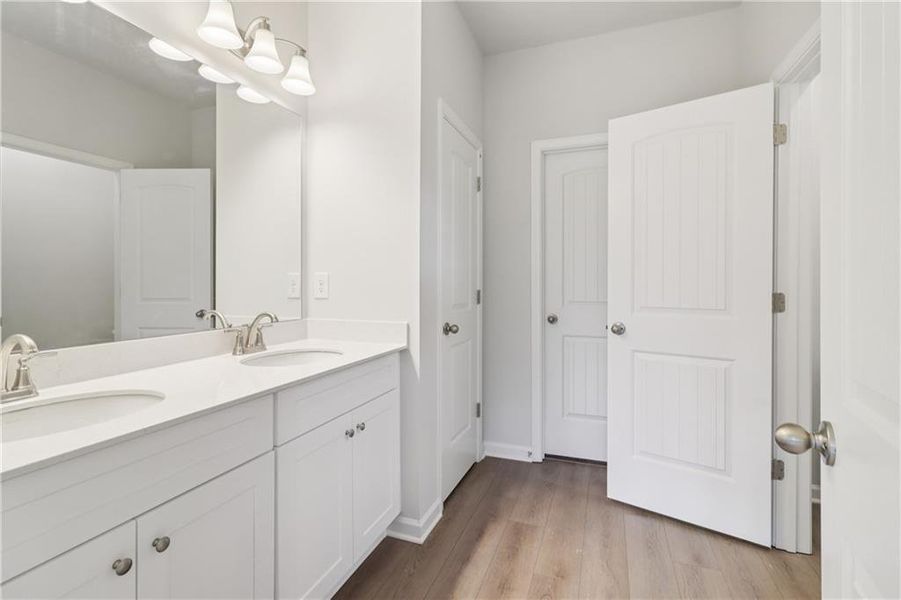 Furnished interior view inside a new home in Abbotts Crossing, Conyers (Image 8).
