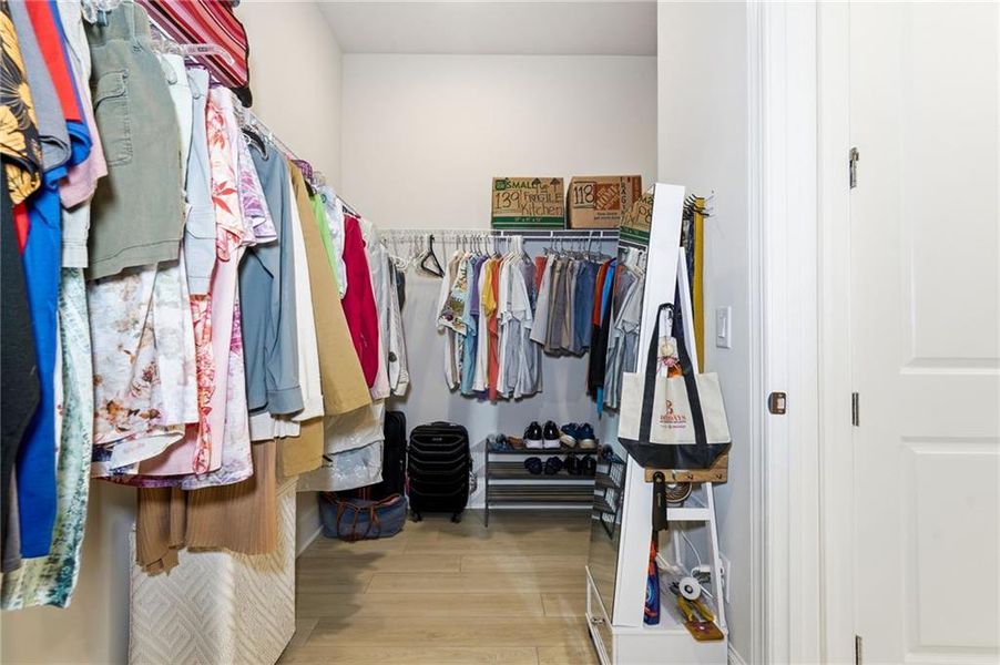 Furnished interior view inside a new home in The Reserve at Bells Ferry, Kennesaw (Image 17). Furnished interior view inside a new home in The Reserve at Bells Ferry, Kennesaw (Image 17).