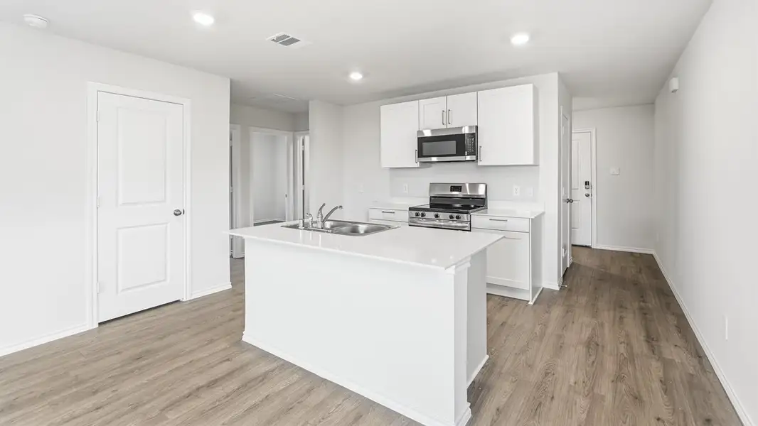 Furnished interior view inside a new home in Creekside Ranch, Blue Ridge (Image 3).
