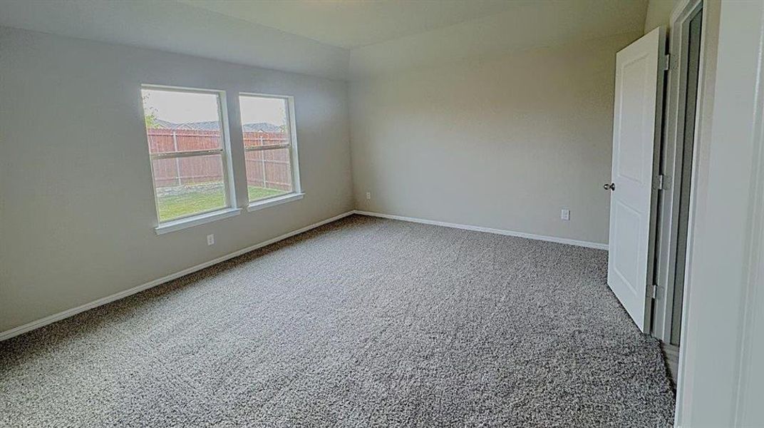 Spacious, unfurnished interior of a new home in Highlands at Chapel Creek, Fort Worth (Image 17).