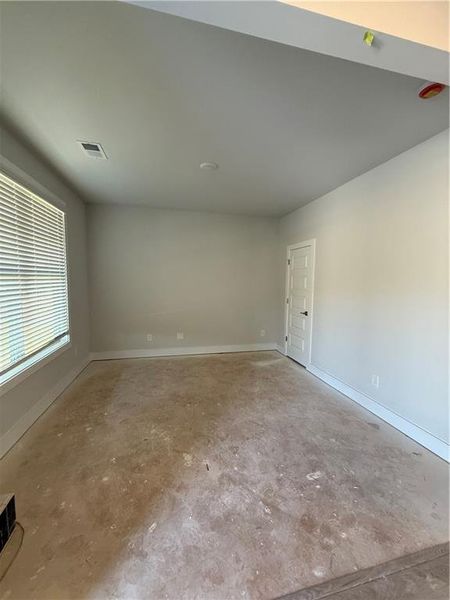 Image 10 of a home in The Fairways at Mirror Lake.