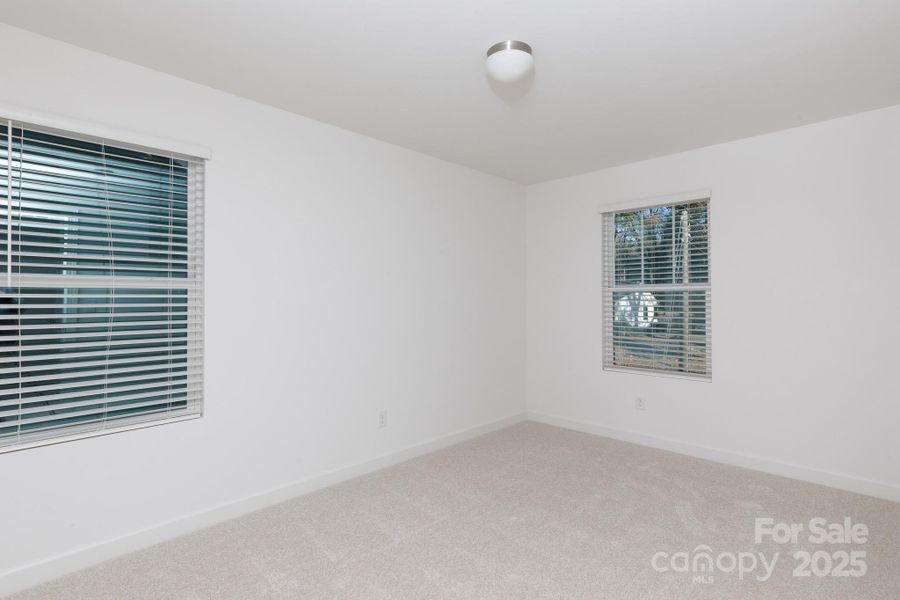 Spacious, unfurnished interior of a new home in , Charlotte (Image 14).