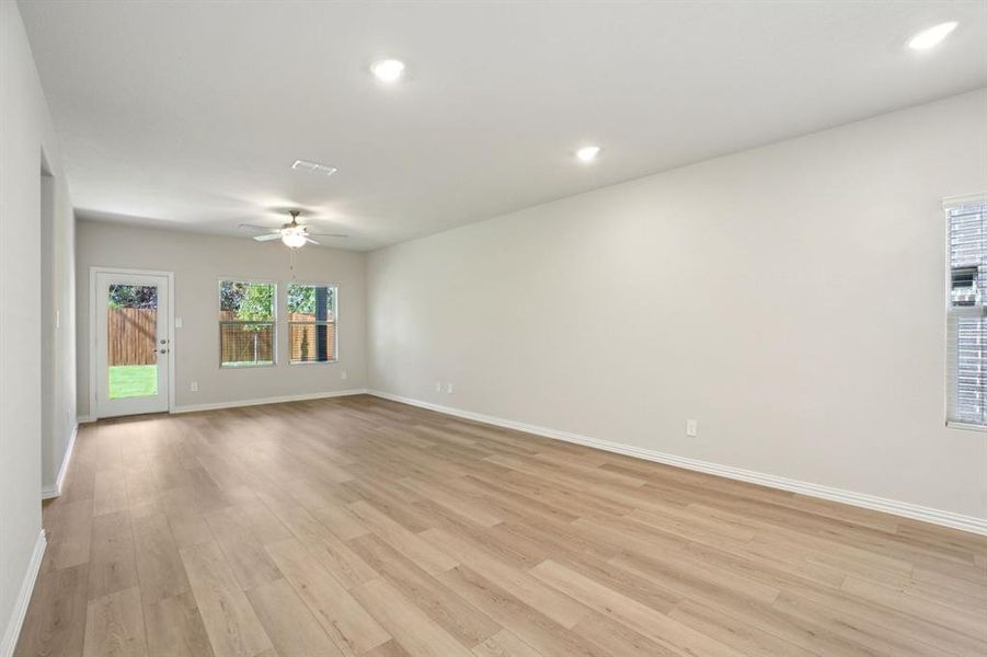 Photo is not of the actual home, but is an inspirational photo of builder’s model home and may depict options, furnishings, and/or decorator features that are not included.