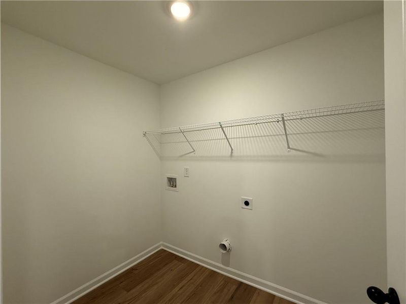 Spacious, unfurnished interior of a new home in Laurelwood, Douglasville (Image 33).