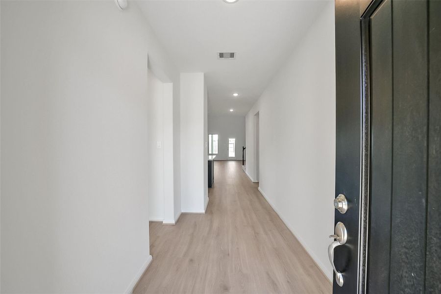 Spacious, unfurnished interior of a new home in Stone Creek Ranch, Hockley (Image 42).