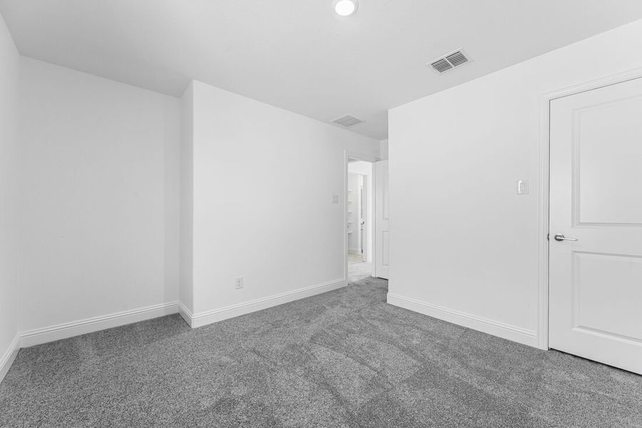 Spacious, unfurnished interior of a new home in North Sky Celina, Celina (Image 26).