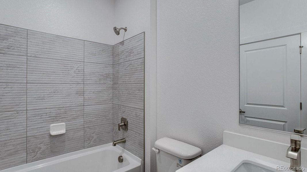 Image 46 of a home in Hansen Farm.