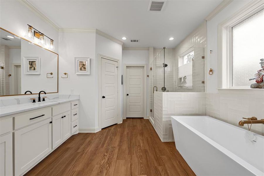 Furnished interior view inside a new home in , Woodway (Image 17).