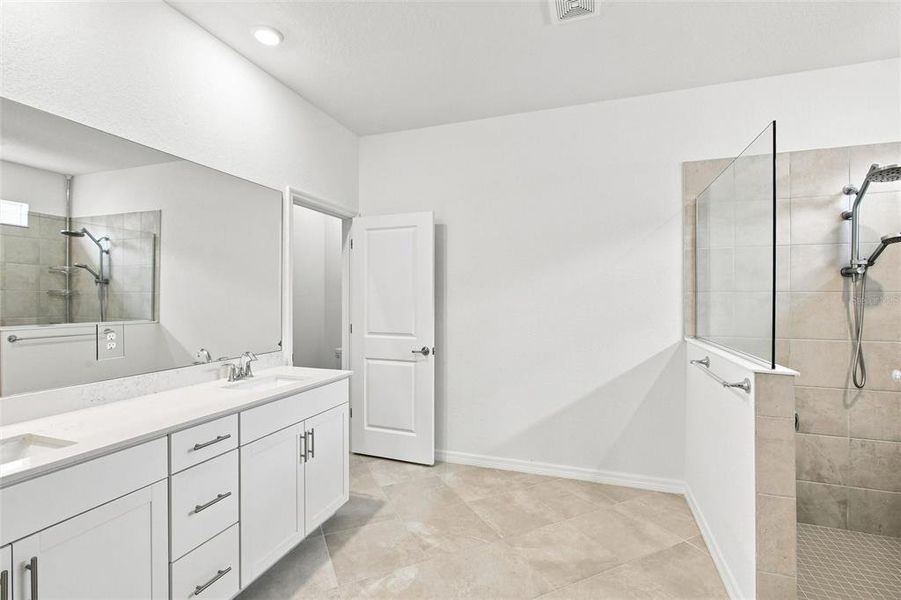 Furnished interior view inside a new home in , Venice (Image 8).