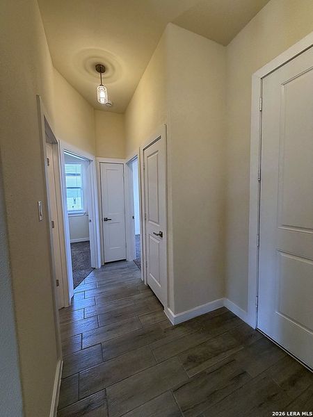 Spacious, unfurnished interior of a new home in , San Antonio (Image 20).