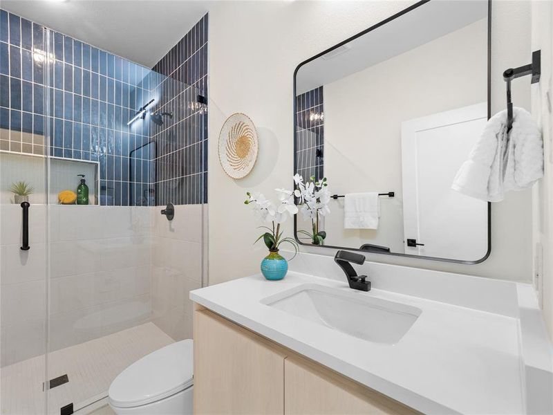 Furnished interior view inside a new home in , Dallas (Image 22).