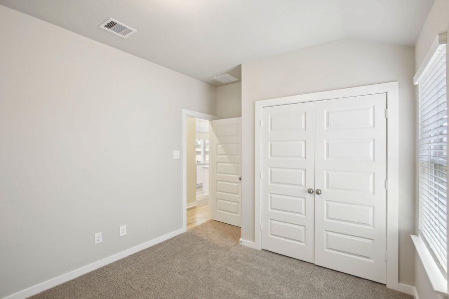 Photo is not of the actual home, but is an inspirational photo of builder’s model home and may depict options, furnishings, and/or decorator features that are not included Photo is not of the actual home, but is an inspirational photo of builder’s model home and may depict options, furnishings, and/or decorator features that are not included