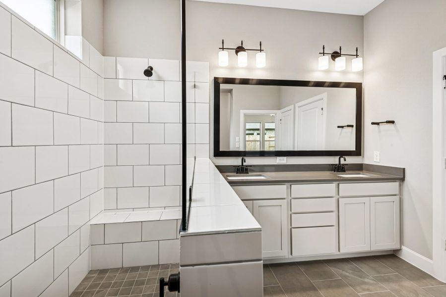 Owner's Bath Owner's Bath