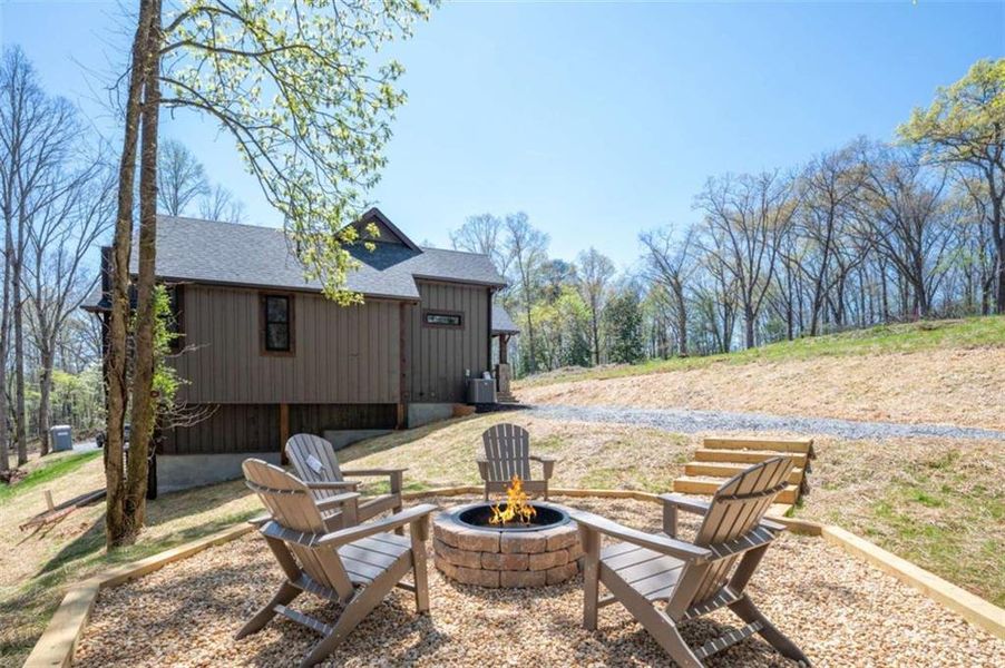 Exterior details and patio area of a home in , Mineral Bluff (Image 3).