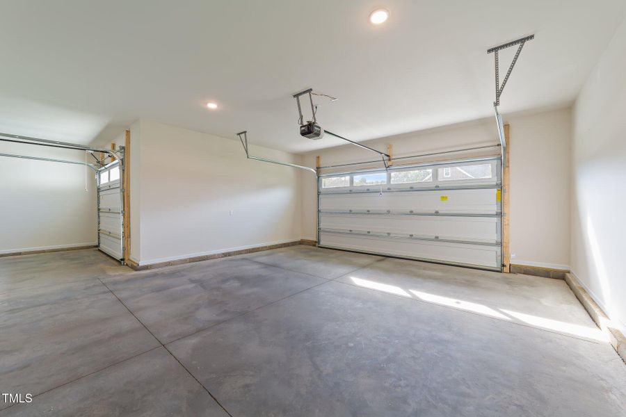 40-web-or-mls-VB4A5400