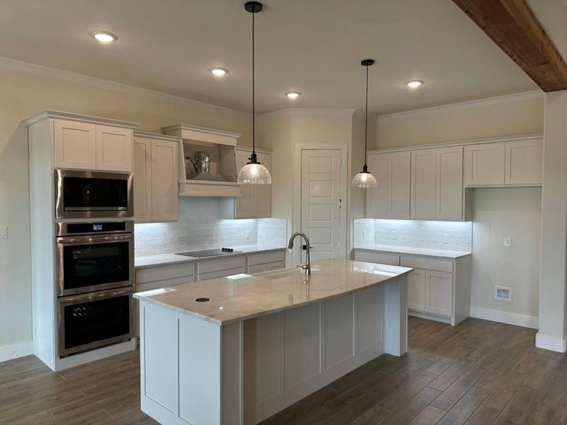 Furnished interior view inside a new home in Fannin Ranch, Leonard (Image 5).