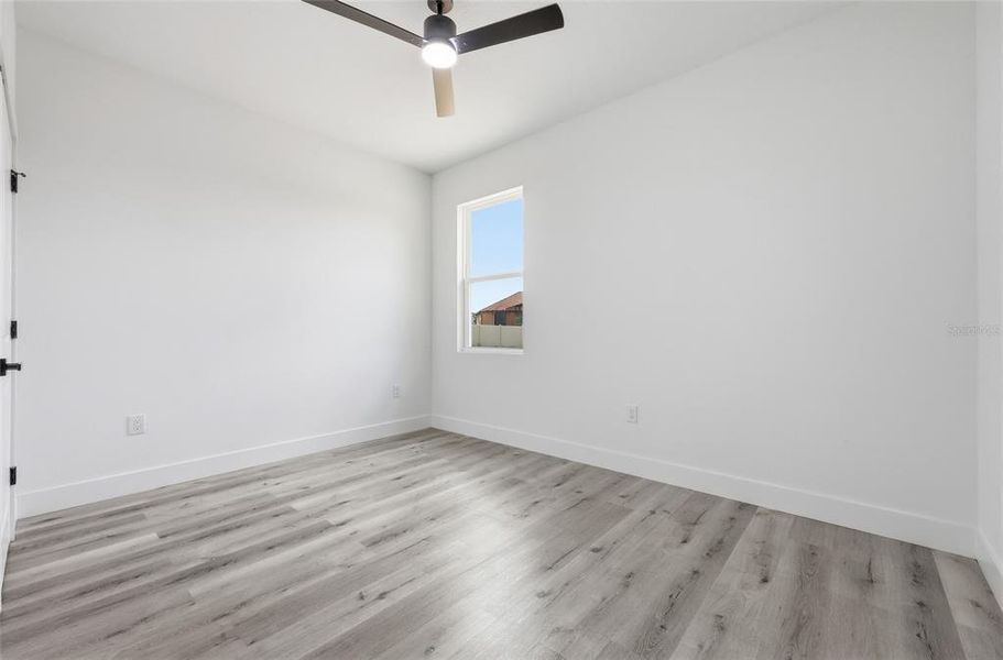 Spacious, unfurnished interior of a new home in , Kissimmee (Image 30).