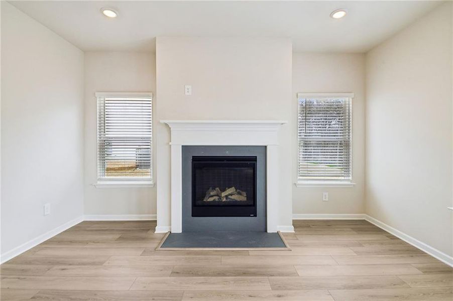 Spacious, unfurnished interior of a new home in Creekside at Oxford Park, Fairburn (Image 48). Spacious, unfurnished interior of a new home in Creekside at Oxford Park, Fairburn (Image 48).