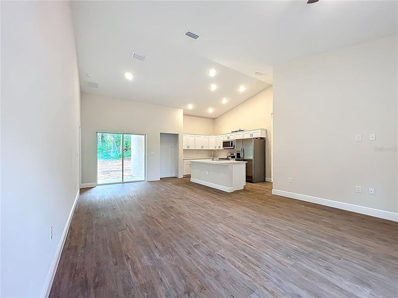 Spacious, unfurnished interior of a new home in , Citrus Springs (Image 26). Spacious, unfurnished interior of a new home in , Citrus Springs (Image 26).