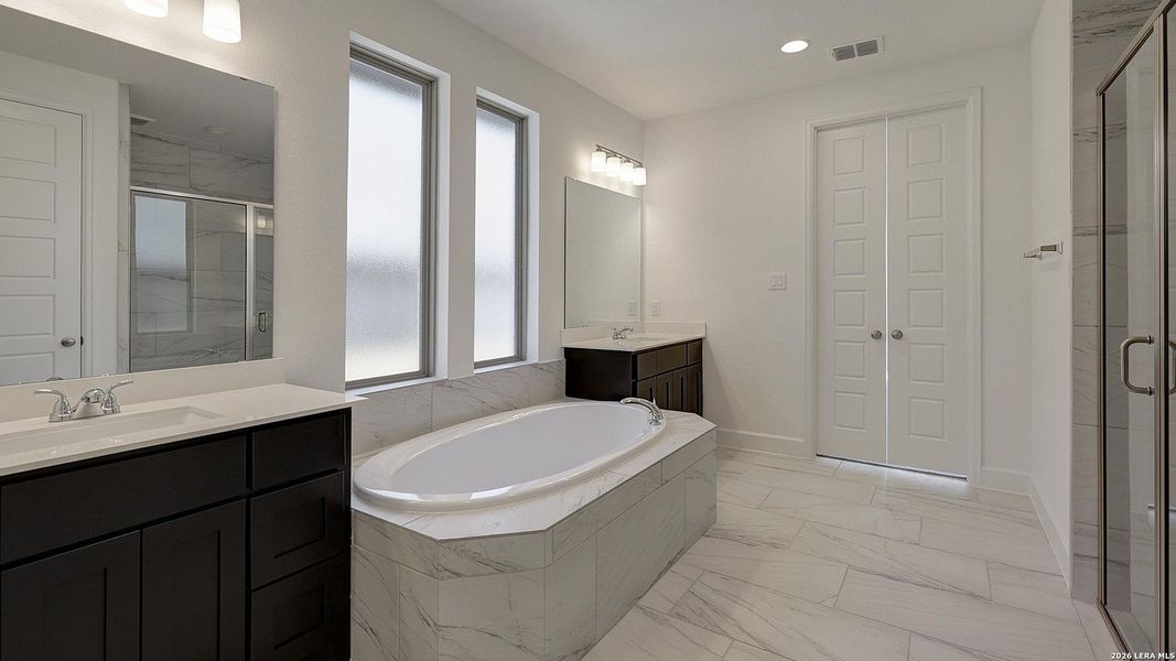 Furnished interior view inside a new home in Arcadia Ridge, San Antonio (Image 8).