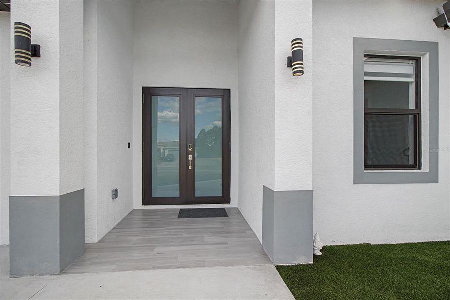 Exterior details and patio area of a home in , Lehigh Acres (Image 33).