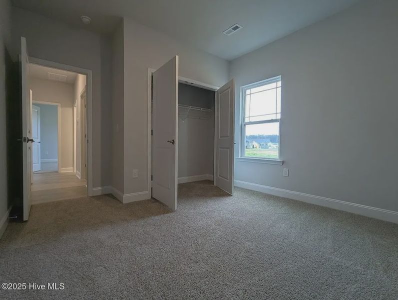 Spacious, unfurnished interior of a new home in Hidden Lake Estates, Greenville (Image 20).