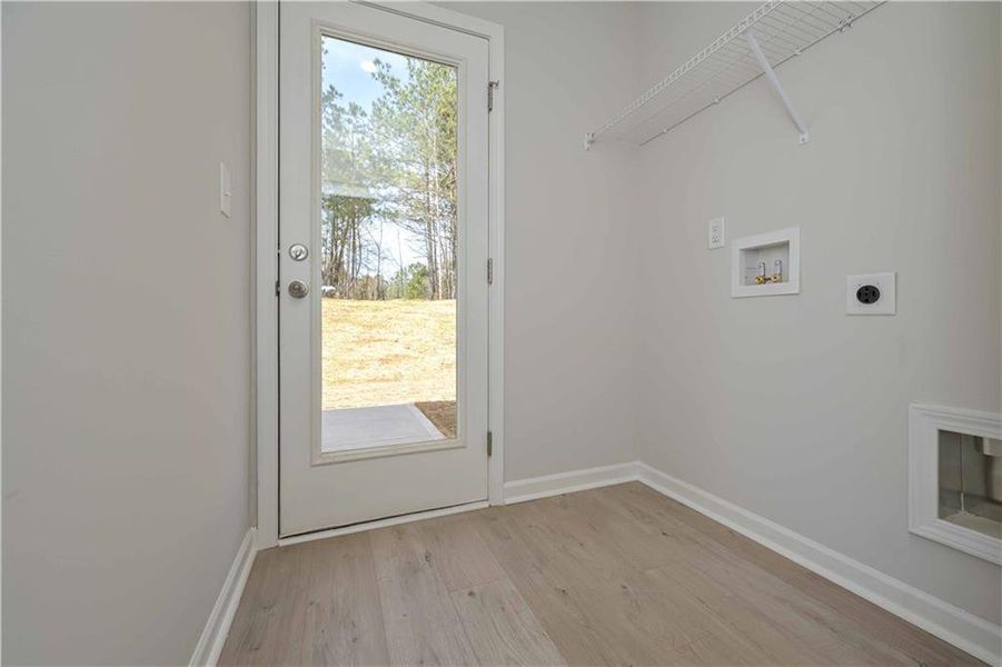 Spacious, unfurnished interior of a new home in , Villa Rica (Image 15).