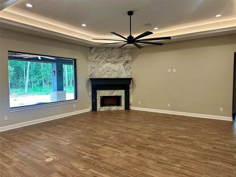 Spacious, unfurnished interior of a new home in , Montgomery (Image 6).