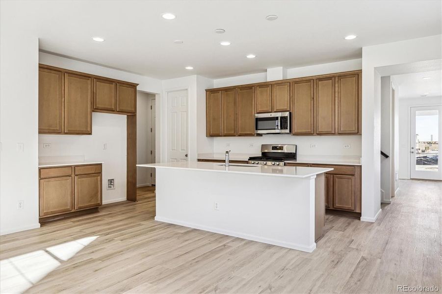 Furnished interior view inside a new home in Skyview at High Point, Aurora (Image 10). Furnished interior view inside a new home in Skyview at High Point, Aurora (Image 10).