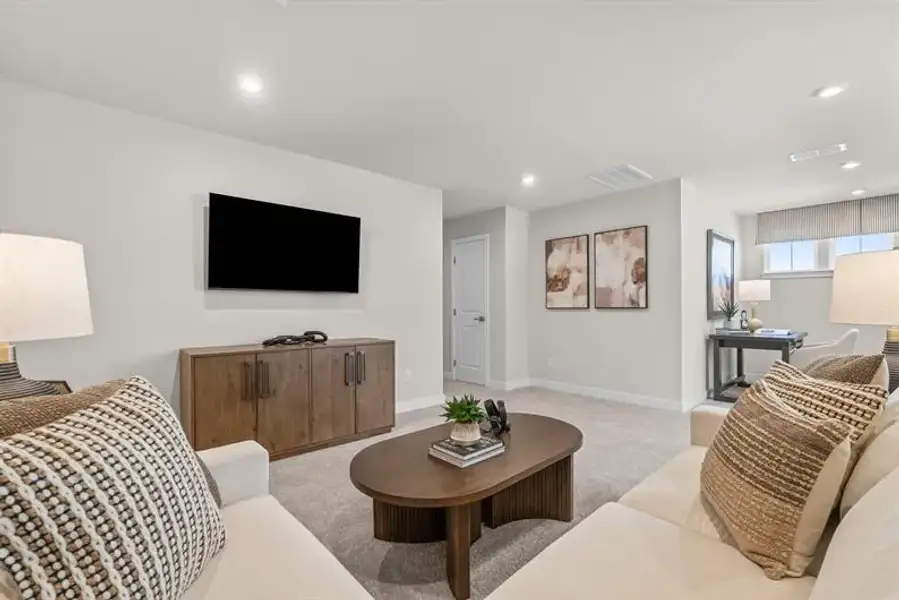 Representative furnished interior of a home built from the Silverleaf by Ryan Homes in Sterling Oaks Signature Series, Ash (Image 37). Representative furnished interior of a home built from the Silverleaf by Ryan Homes in Sterling Oaks Signature Series, Ash (Image 37).