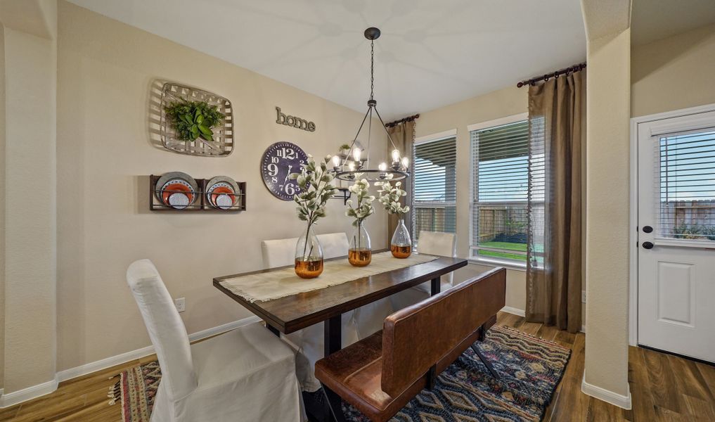 Charming dining room