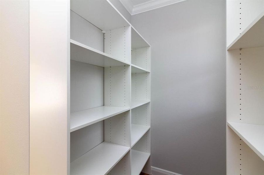 Close-up of interior finishes inside a home in , Umatilla (Image 23).