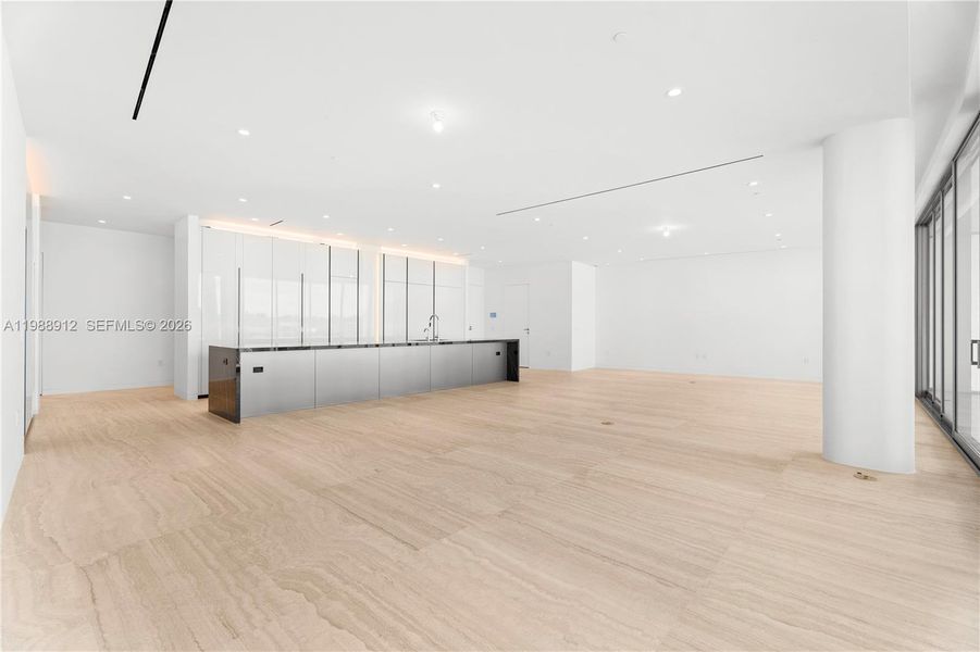 Spacious, unfurnished interior of a new home in , Miami (Image 19).
