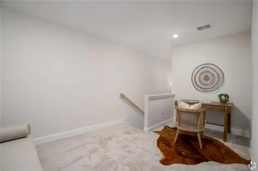 Spacious, unfurnished interior of a new home in , Cartersville (Image 15).