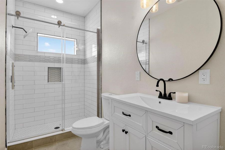 Furnished interior view inside a new home in , Strasburg (Image 6).