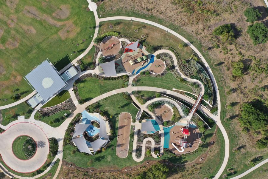 Community amenities in Easton Park, Austin (Image 32).