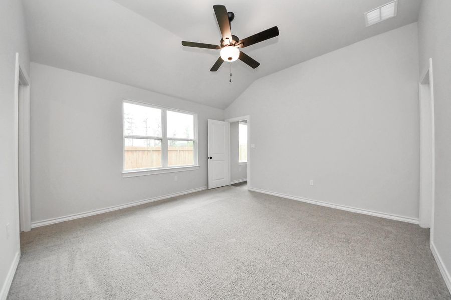 Spacious, unfurnished interior of a new home in The Enclave at Spring Branch, Montgomery (Image 36). Spacious, unfurnished interior of a new home in The Enclave at Spring Branch, Montgomery (Image 36).