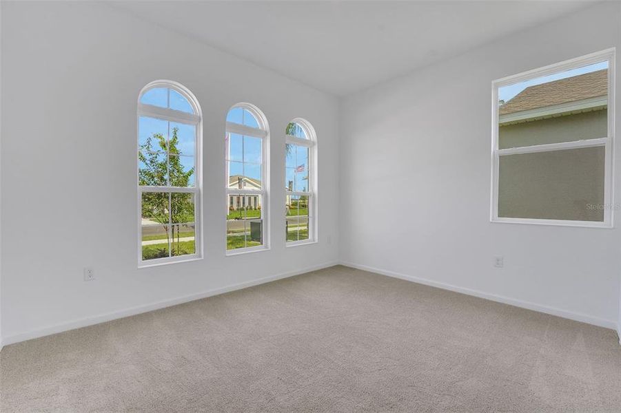 Spacious, unfurnished interior of a new home in Annabelle Estates, Lake Wales (Image 20).