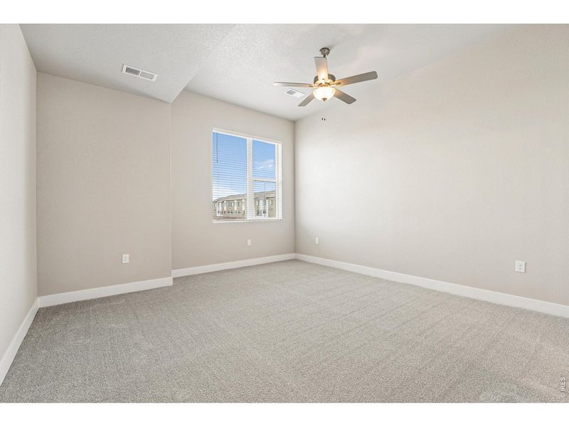 Spacious, unfurnished interior of a new home in , Fort Collins (Image 15).