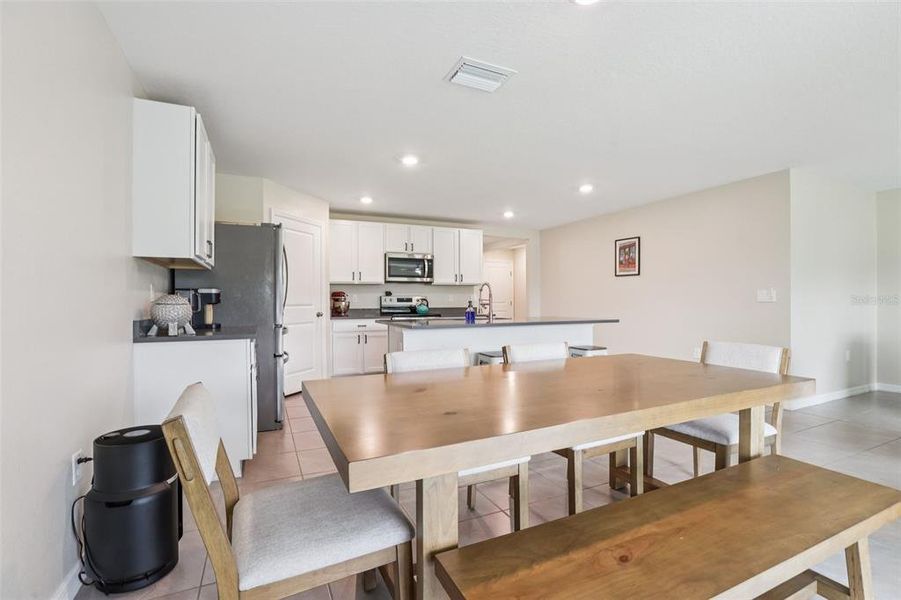 Furnished interior view inside a new home in North Park Isle, Plant City (Image 11).