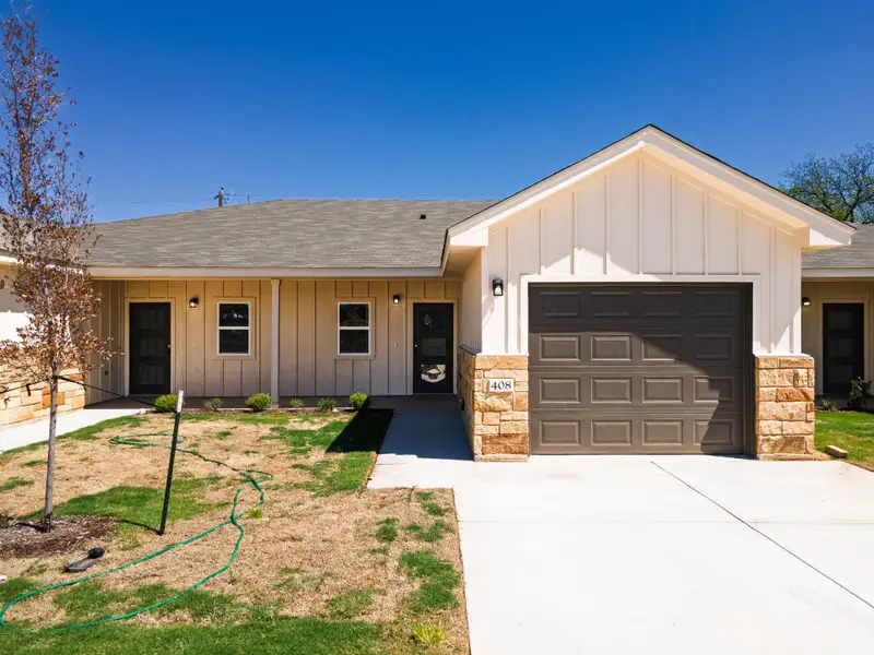 Front exterior of a new home in , Copperas Cove, TX, highlighting curb appeal (Image 2). Front exterior of a new home in , Copperas Cove, TX, highlighting curb appeal (Image 2).