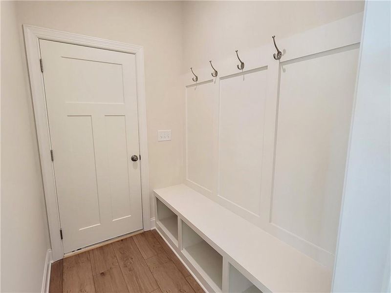 Spacious, unfurnished interior of a new home in , Jefferson (Image 17).