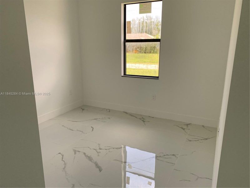 Image 28 of a home in .