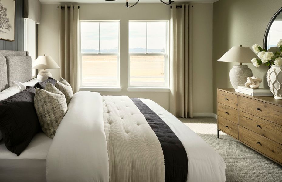 Representative furnished interior of a home built from the Perry by Pulte Homes in Barefoot Village, Longmont (Image 7).