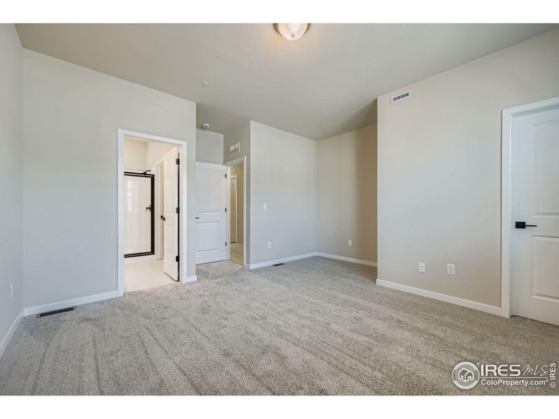 Home is move in ready! Home is move in ready!