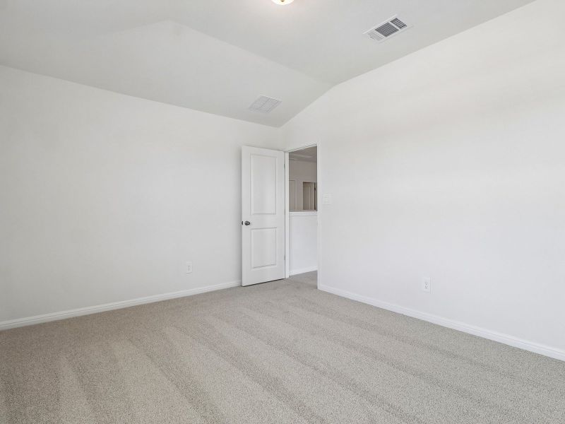 Spacious, unfurnished interior of a new home in Lakeside Meadows, Pflugerville (Image 14). Spacious, unfurnished interior of a new home in Lakeside Meadows, Pflugerville (Image 14).