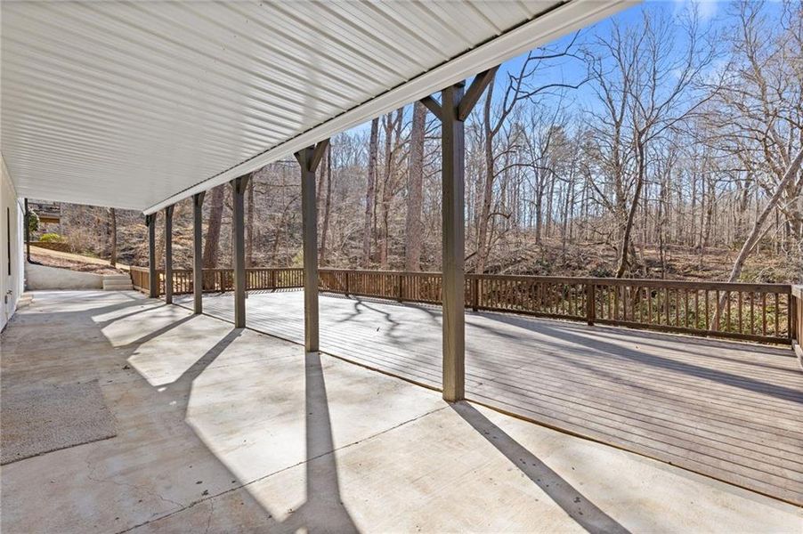 Exterior details and patio area of a home in , Gainesville (Image 32).