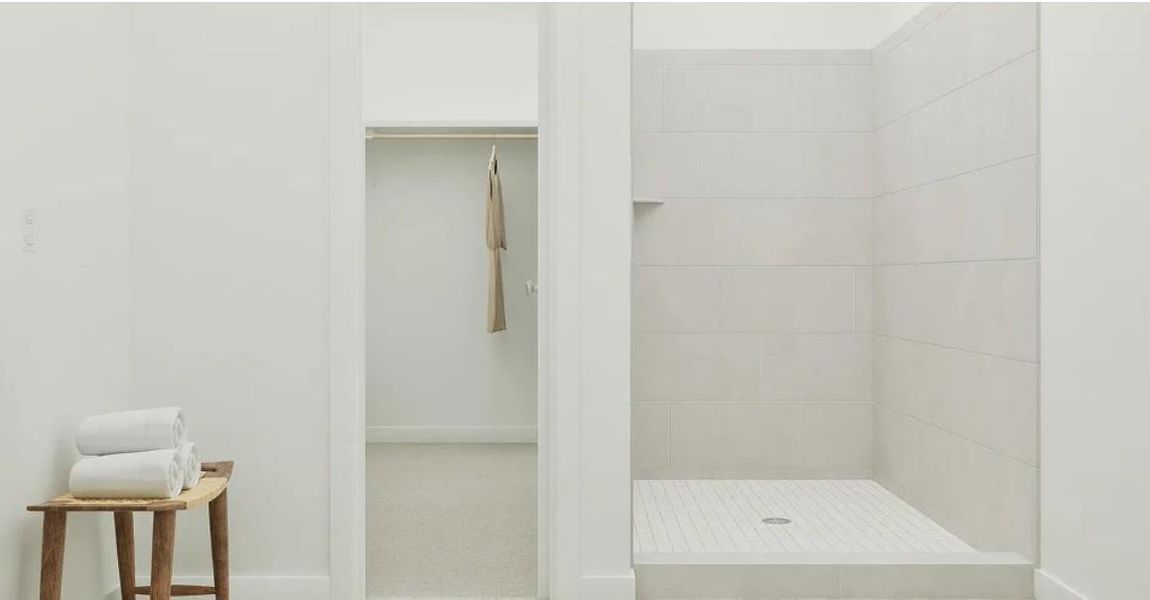 Owner's Suite. **Photos are a representation of the floor plan. This is not the actual homesite.**
