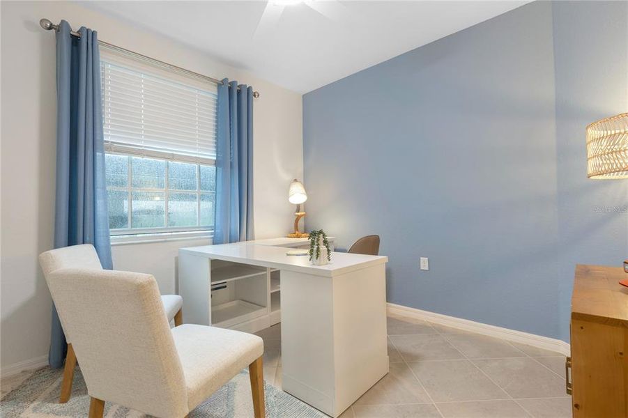 Furnished interior view inside a new home in Wellen Park Golf & Country Club, Venice (Image 15). Furnished interior view inside a new home in Wellen Park Golf & Country Club, Venice (Image 15).