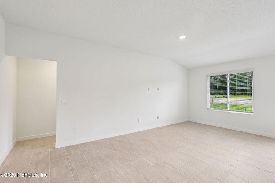 Spacious, unfurnished interior of a new home in Kings Preserve, Jacksonville (Image 24). Spacious, unfurnished interior of a new home in Kings Preserve, Jacksonville (Image 24).